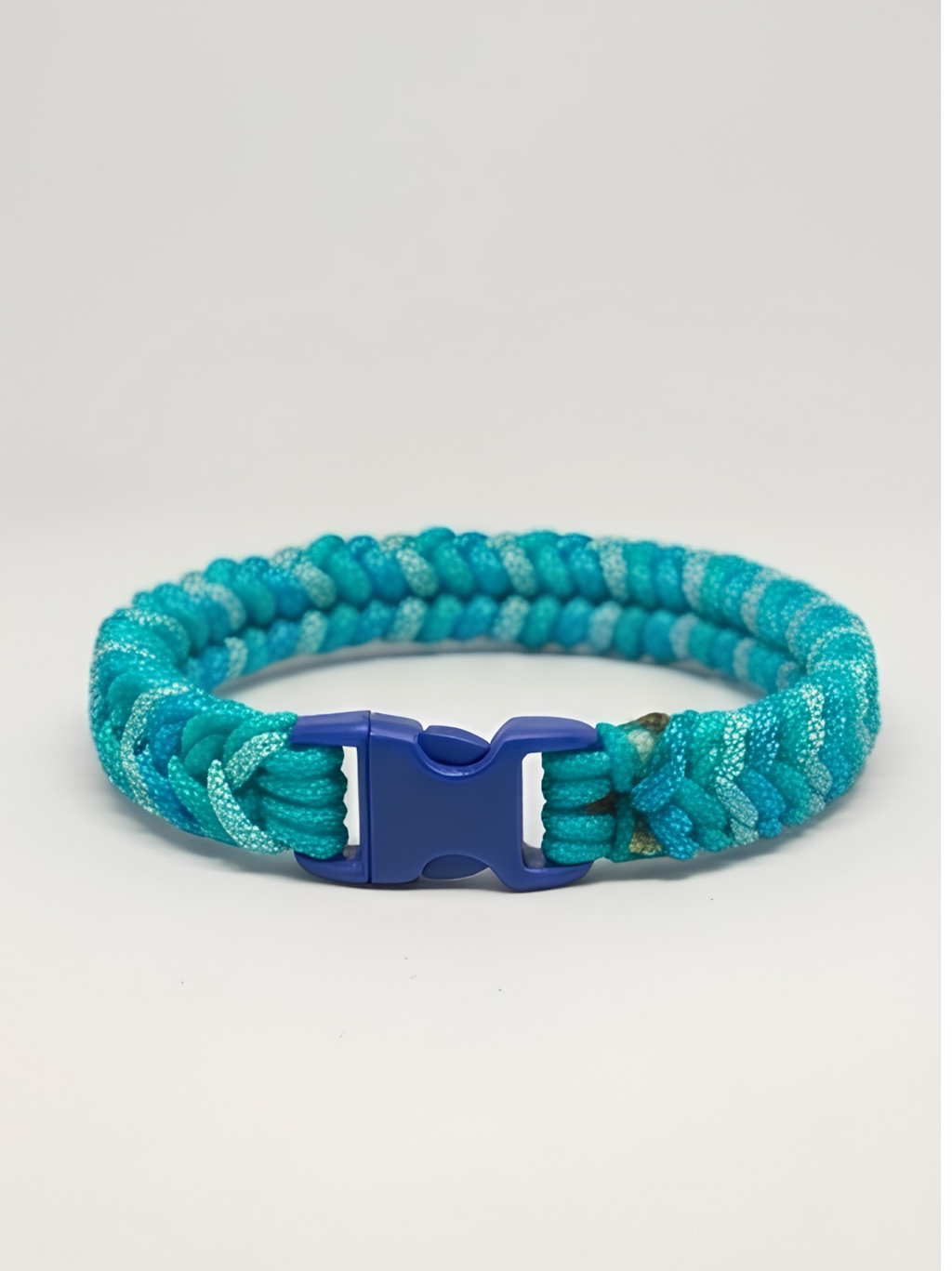 Aqua Camo Paracord Survival Bracelet – Teal & Royal Blue | Watersports & Outdoor EDC Bracelet
