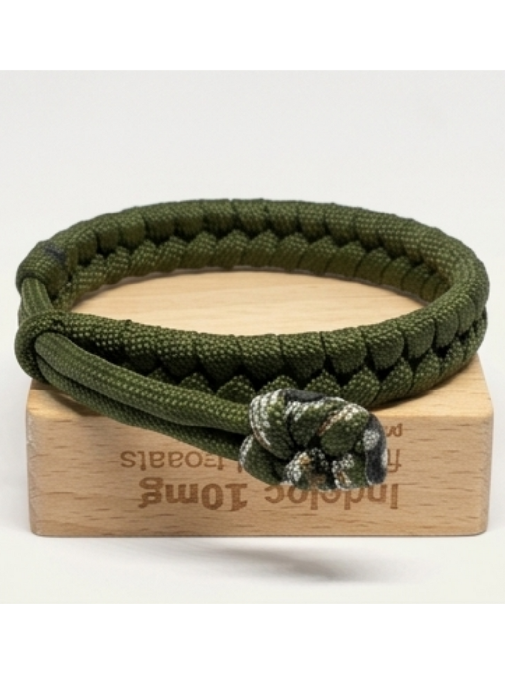 Tactical Snake Weave Paracord Bracelet – Olive Drab with Diamond Knot | Metal-Free EDC Bracelet