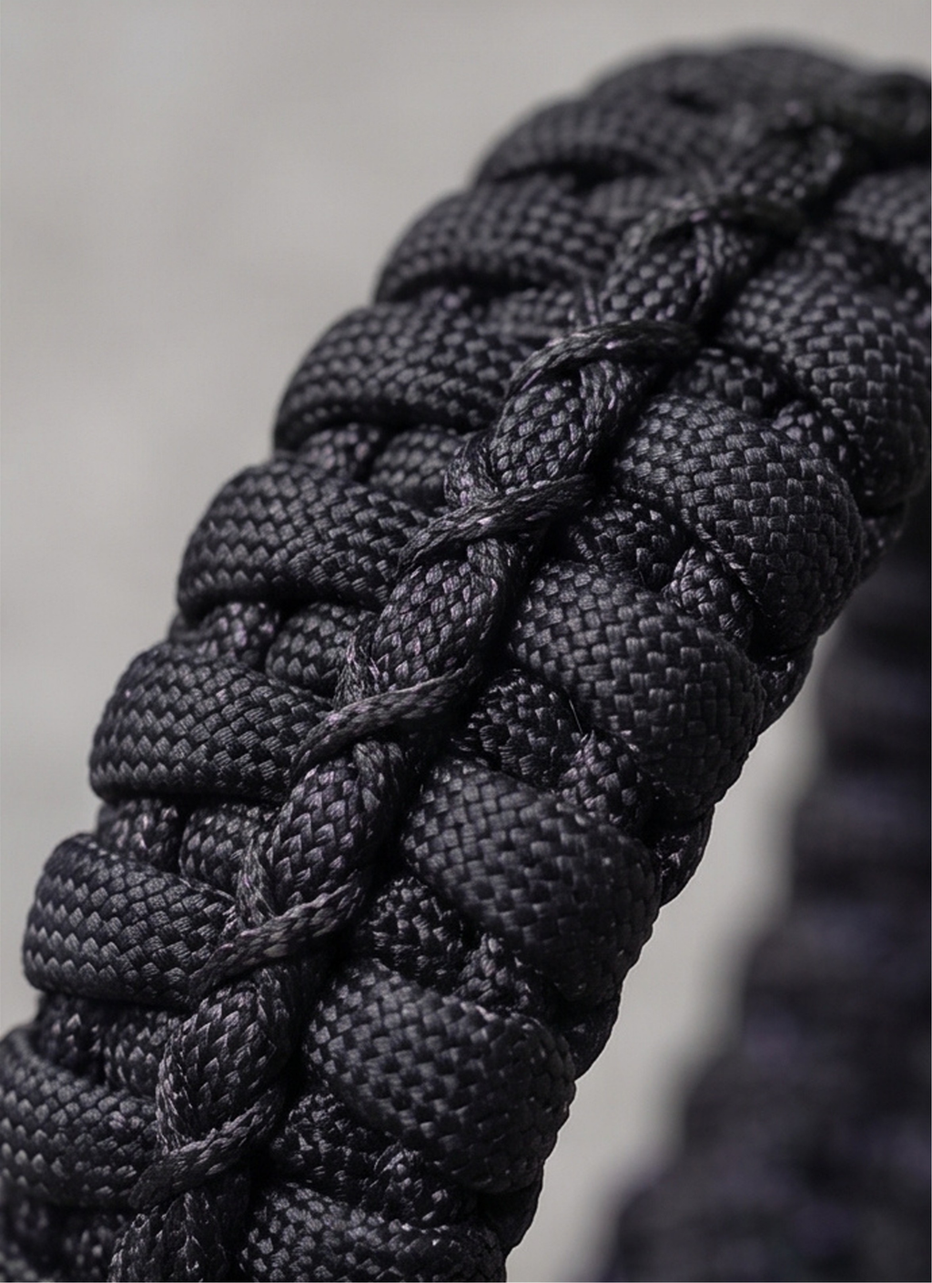 Blackout Cobra Paracord Survival Bracelet